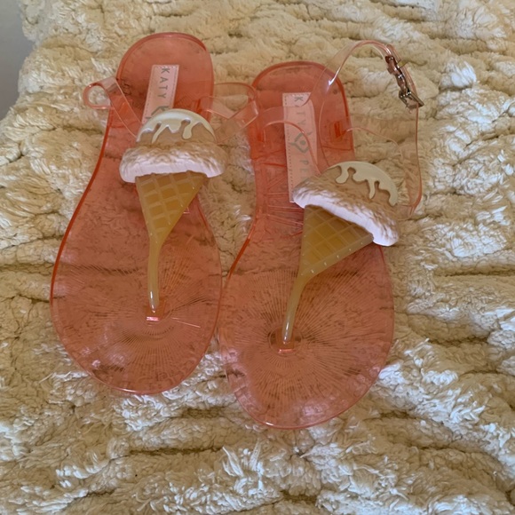 katy perry sundae flat jelly sandals